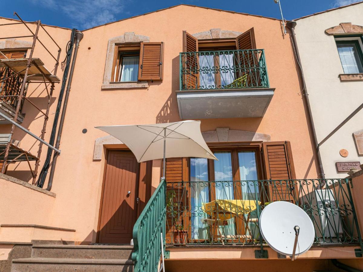 Belvilla By Oyo Casa Santa Giusta ボーザ エクステリア 写真