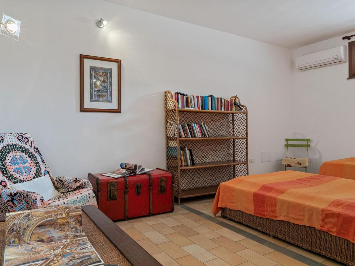 Belvilla By Oyo Casa Santa Giusta ボーザ エクステリア 写真