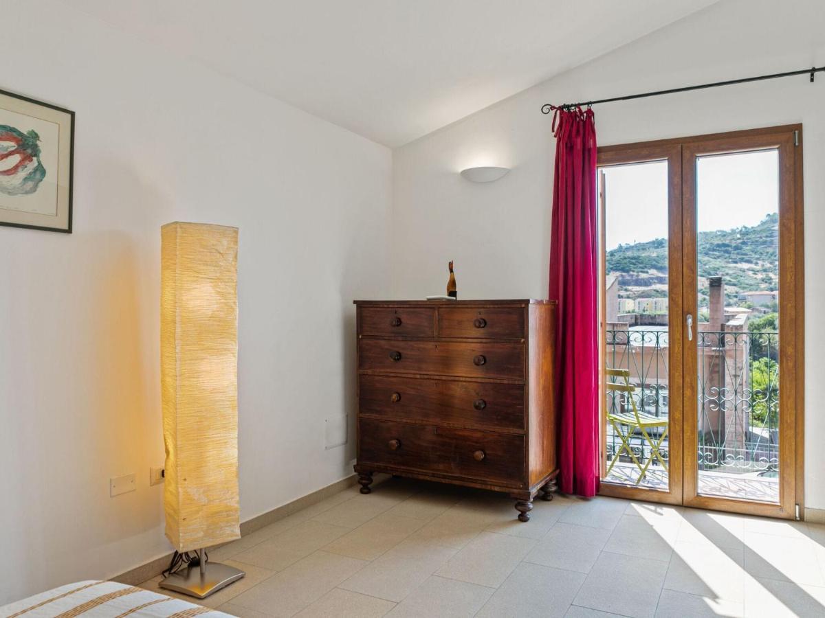 Belvilla By Oyo Casa Santa Giusta ボーザ エクステリア 写真